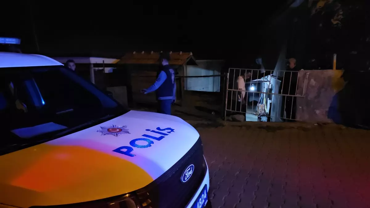 Van'da acı haber: 19 Yaşındaki Genç Kadın Evinde Ölü Bulundu