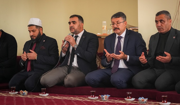 Vali Ali Çelik, Kazada ölen 3 gencin ailelerine taziye ziyaretinde bulundu