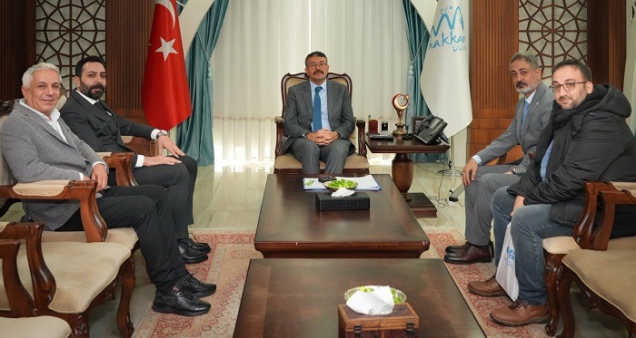 Genç Eğitim Sen’den Hakkâri’de Vali ve Rektör Ziyaretleri