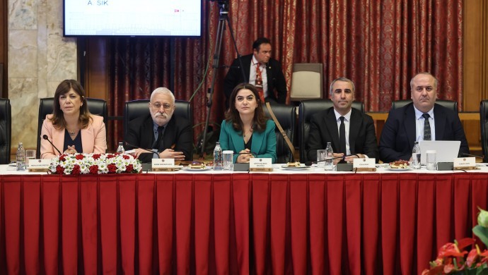 Partiler ‘çözüm’ raporlarını Meclis’e sunacak