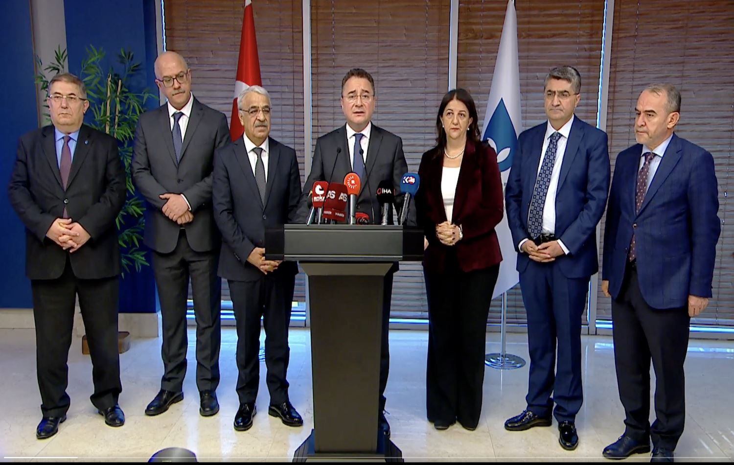 DEM Parti İmralı Heyeti, Barış Süreci Kapsamında Ali Babacan ile Görüştü