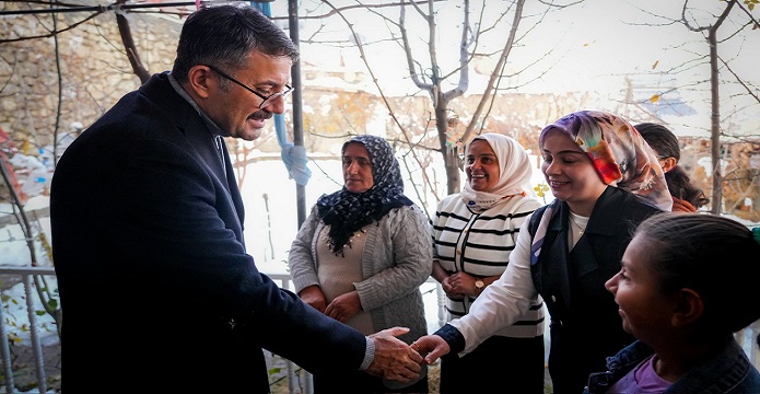 Vali Çelik, Şehit Ailesiyle Bir Araya Geldi