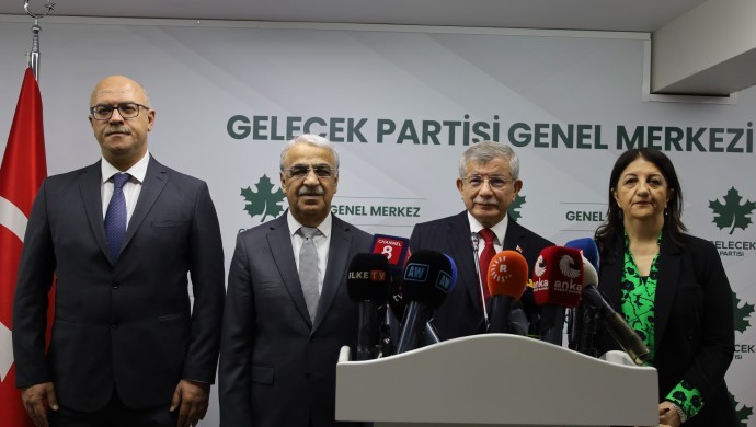 İmralı Heyeti ile Davutoğlu Görüştü: Barış Yasası Gündemde