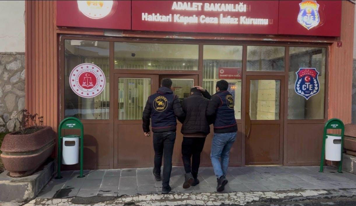 Hakkari’de Aranan 2 Hükümlü Jandarma Tarafından Yakalandı