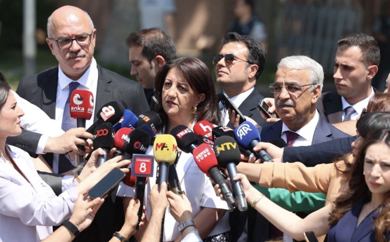 DEM Parti İmralı Heyeti, AK Parti ve TİP'i ziyaret edecek