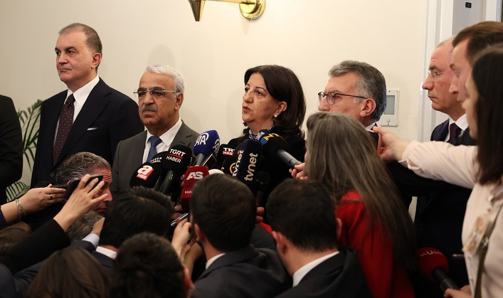 İmralı Heyeti ile Ak Parti görüştü: Barış hukuksuz olmaz