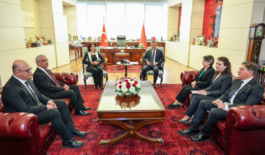 DEM Parti heyetinden CHP'ye ziyaret