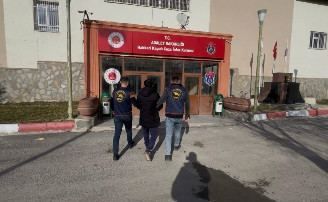 6 Yıl 7 Ay Hapis Cezası Bulunan Şahıs Hakkari’de Yakalandı