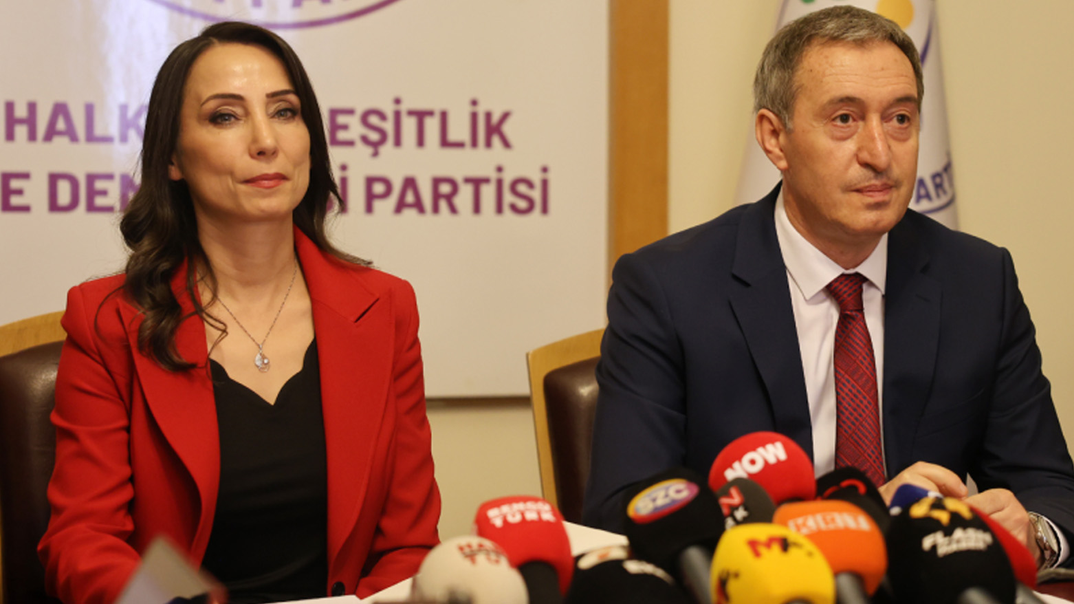 Eş genel başkanlar: Cumhuriyet kapsayıcı ve özgürlükçü karakter kazanmalı