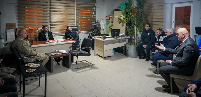 Vali Çelik’ten İtfaiye Personeline Yeni Yıl Ziyareti