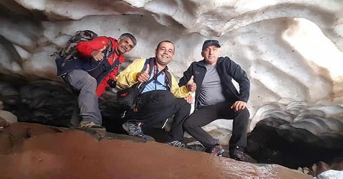 Hakkari'deki Yaylalarda 4 Mevsim Bir Arada Yaşanıyor