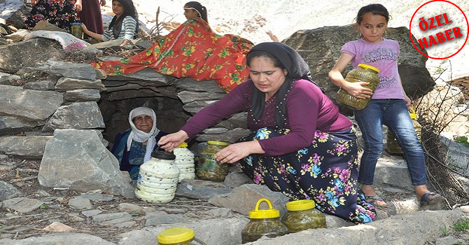 Hakkari'de Mağaralar Buzdolabı Olarak Kullanılıyor