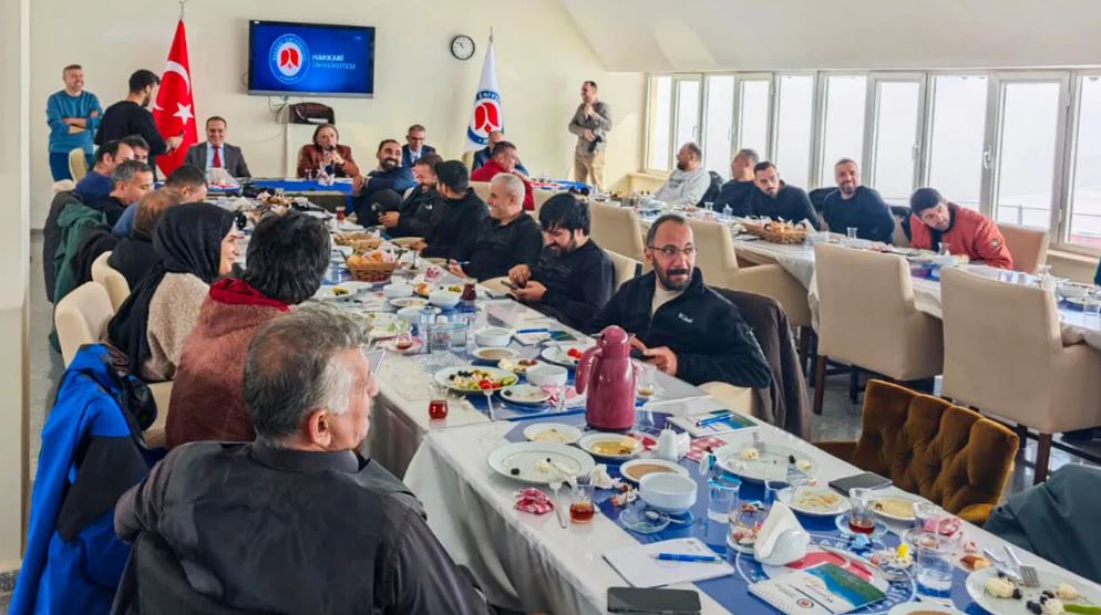 Hakkari Üniversitesi Rektörü basınla buluştu