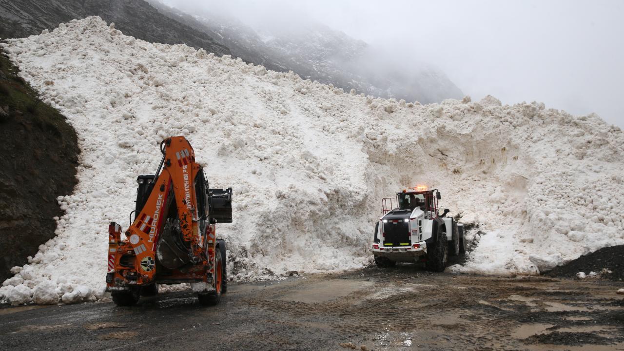 Meteoroloji’den Hakkâri İçin Çığ Uyarısı
