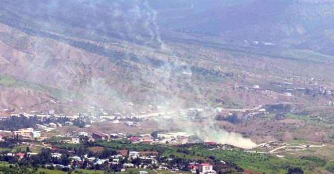 Derecik'te PKK hedeflerine yoğun top atışı