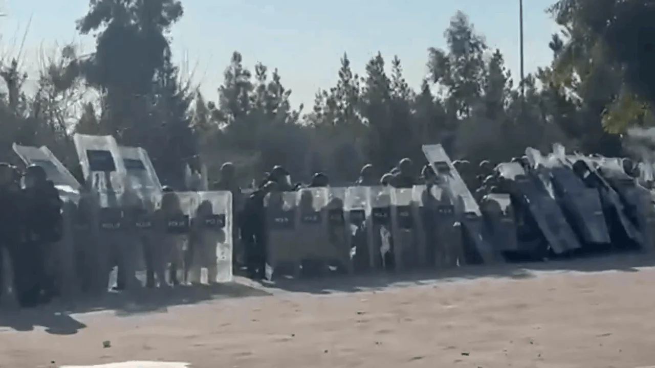 Rojava gerilimi ikinci gününde: Belediye başkanı dahil 54 gözaltı