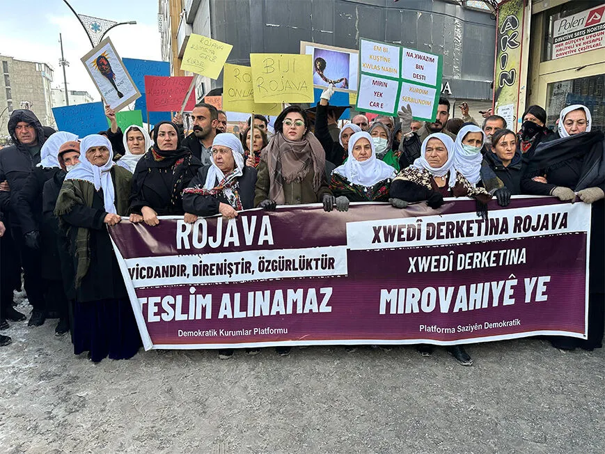 Yüksekova’da Rojava Yürüyüşü: Kalıcı Barış Zayıflatılıyor