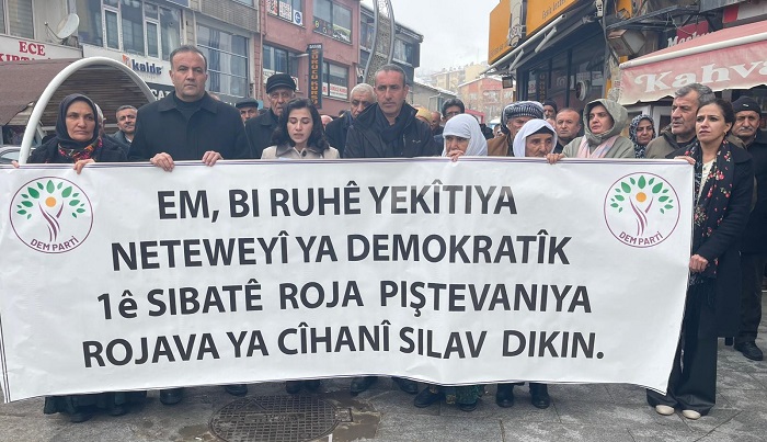 Viyan Tekçe: Rojava Halklar İçin Demokratik Bir Alternatiftir