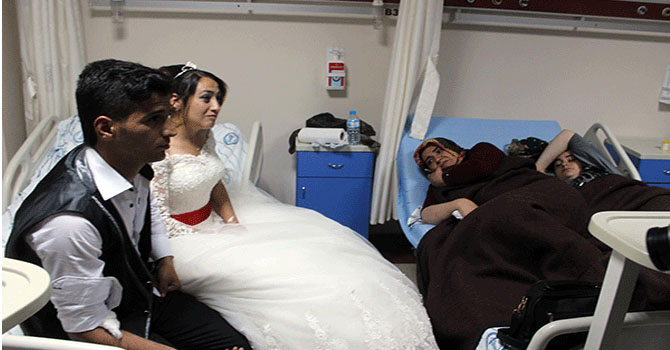 Düğün yemeğinden 143 kişi zehirlendi