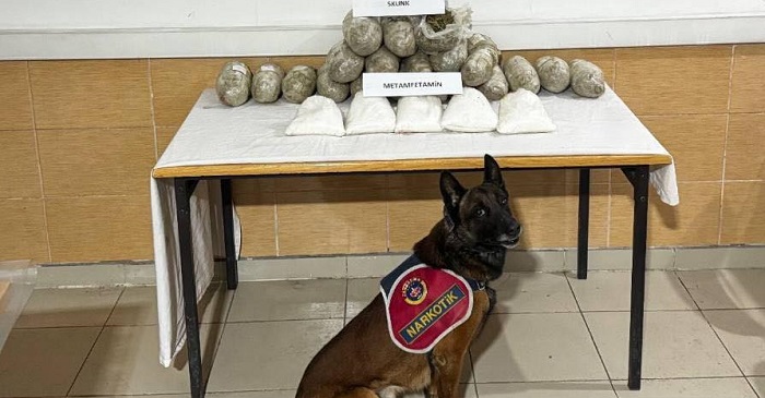 Hakkari’de Narkotik Operasyonu: 22 Kilo Uyuşturucu Ele Geçirildi