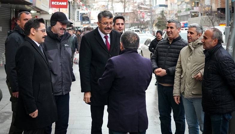 Hakkâri Valisi Çelik, Esnafın Taleplerini Dinledi