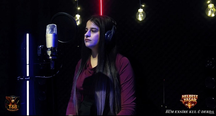 Hakkârili Sanatçıdan Babasına Yürek Burkan Klip (VİDEO)