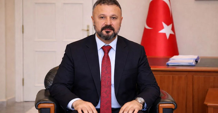 Emin Özel’den Şemdinli ve Derecik’te Ramazan Yardımı