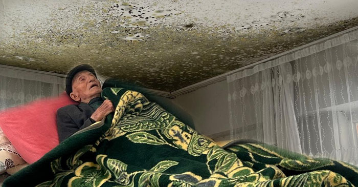 Çukurca'da Rutubetli Evde Yaşam Mücadelesi!