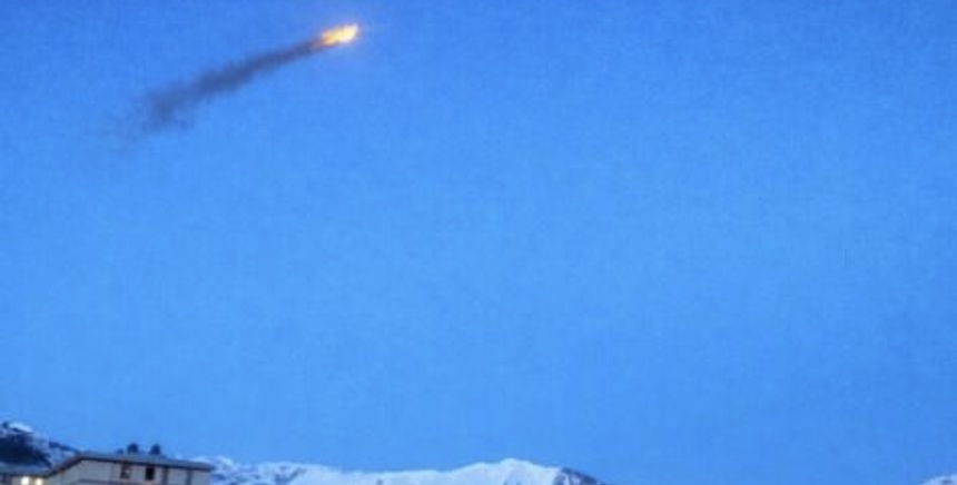 Hakkari semalarında rokete benzer cisim görüntülendi