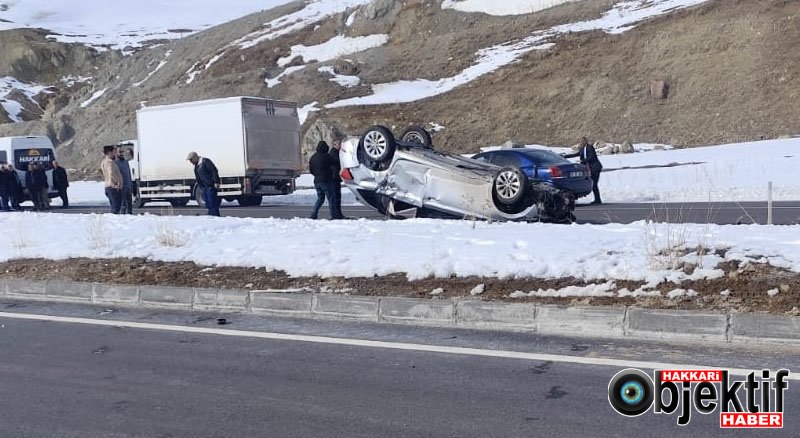 Hakkâri–Van Karayolunda Trafik Kazası!