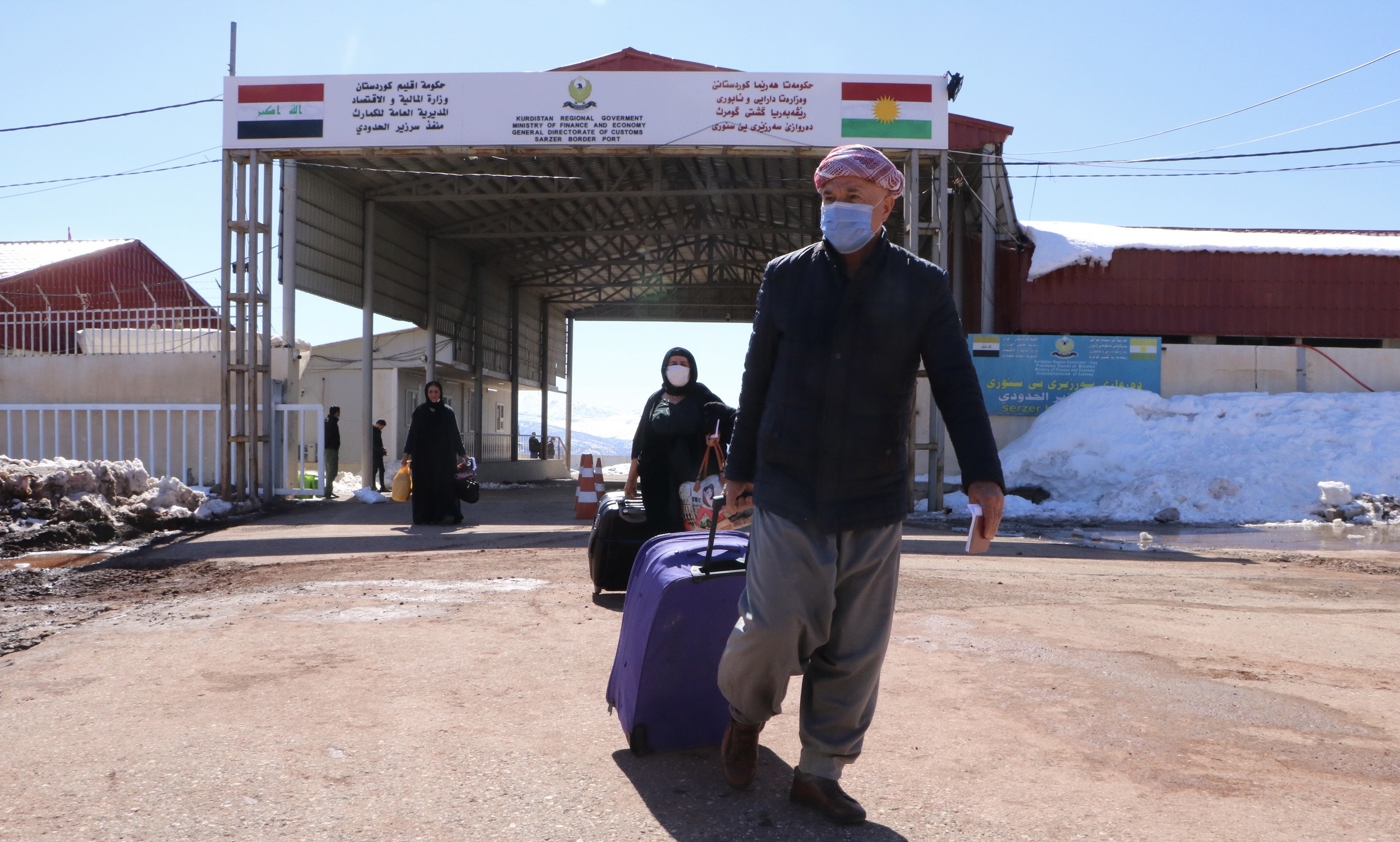 Çukurca’daki Üzümlü Sınır Kapısı’nda Ücret İddiası