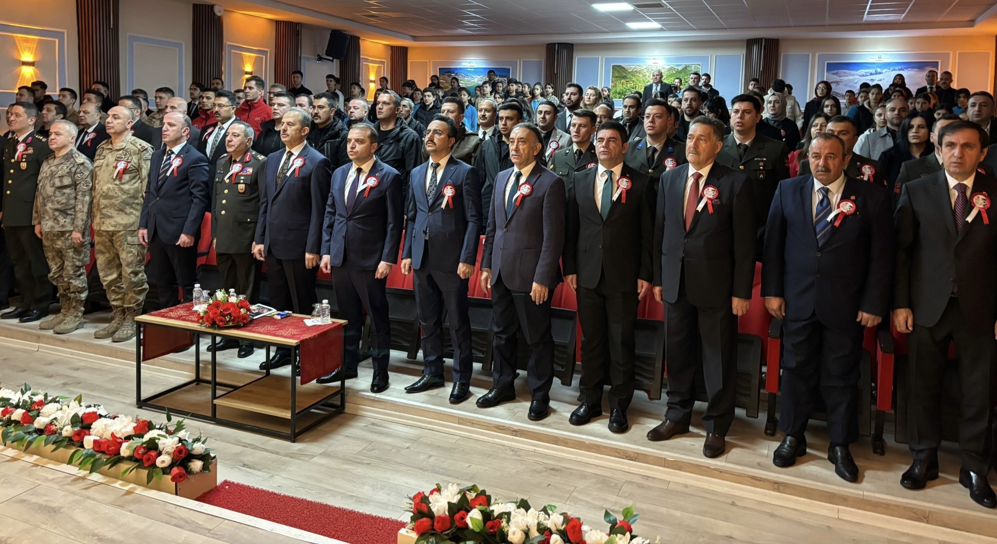 Hakkari'de Çanakkale Deniz Zaferi programı Düzenlendi