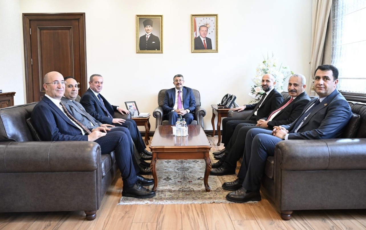 Başkanlardan Ali Çelik’e Hayırlı Olsun Ziyareti