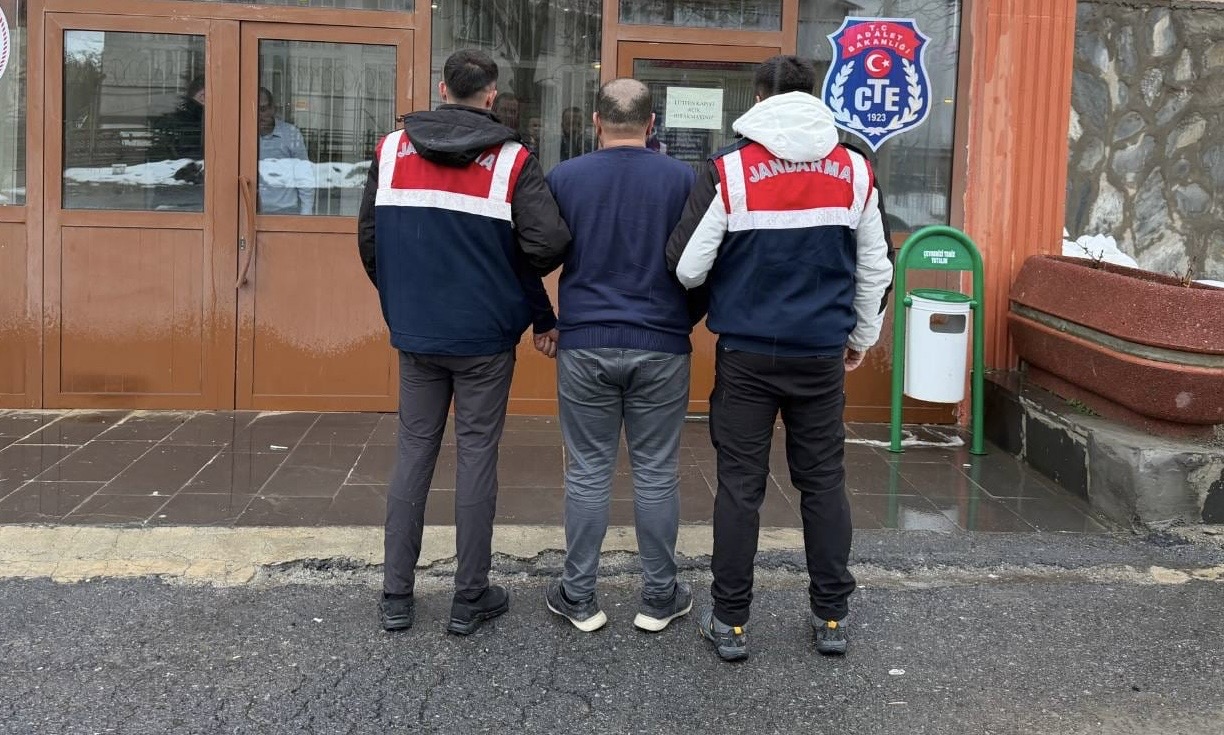 Hakkari JASAT 8 Yıl Hapis Cezası Bulunan Şahsı tutukladı