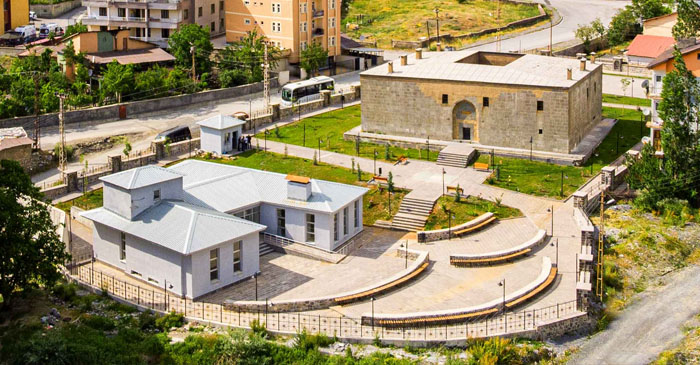 Hakkari’de Tartışma Yaratan Karar: Medresede Çekim Ücretli