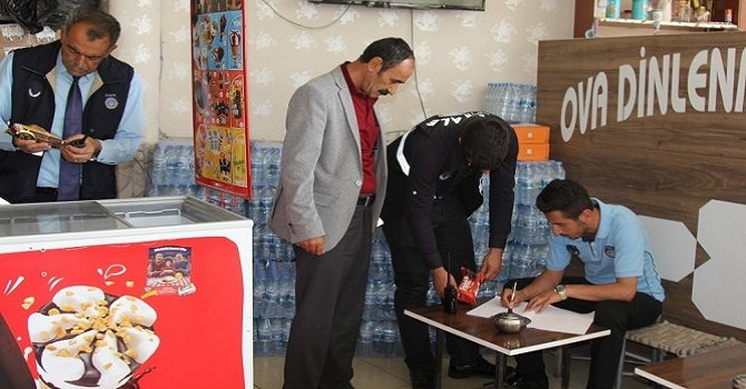 Hakkari-Van karayolu üzerindeki dinlenme tesisleri denetlendi