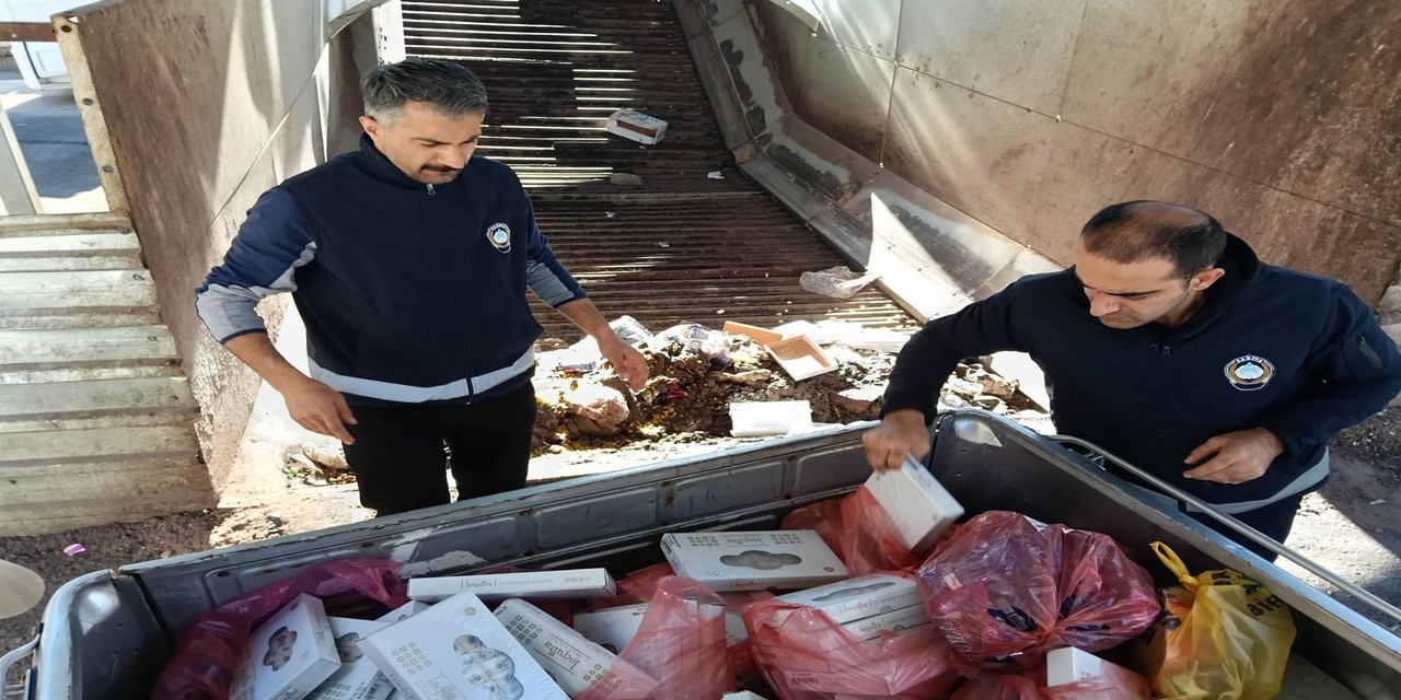 Hakkari'de Zabıta Denetimlerinde Şok Sonuç: Yarım Ton Bozuk Gıda