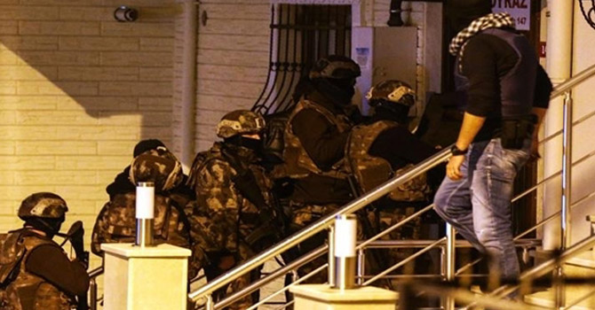 İstanbul'da 'ByLock' operasyonu: 57 gözaltı