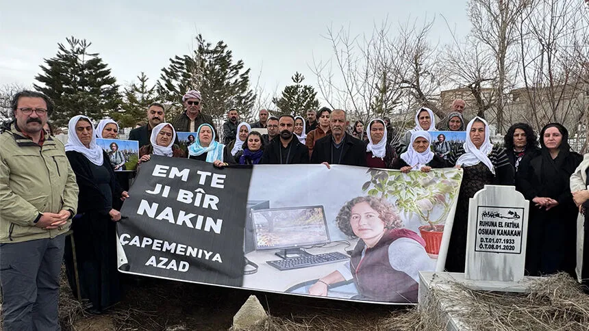 Gazeteci Evin Buldan mezarı başında anıldı