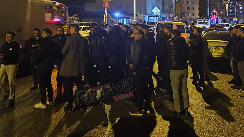 Hakkari'de Karşıdan Karşıya Geçerken Araç Çarptı