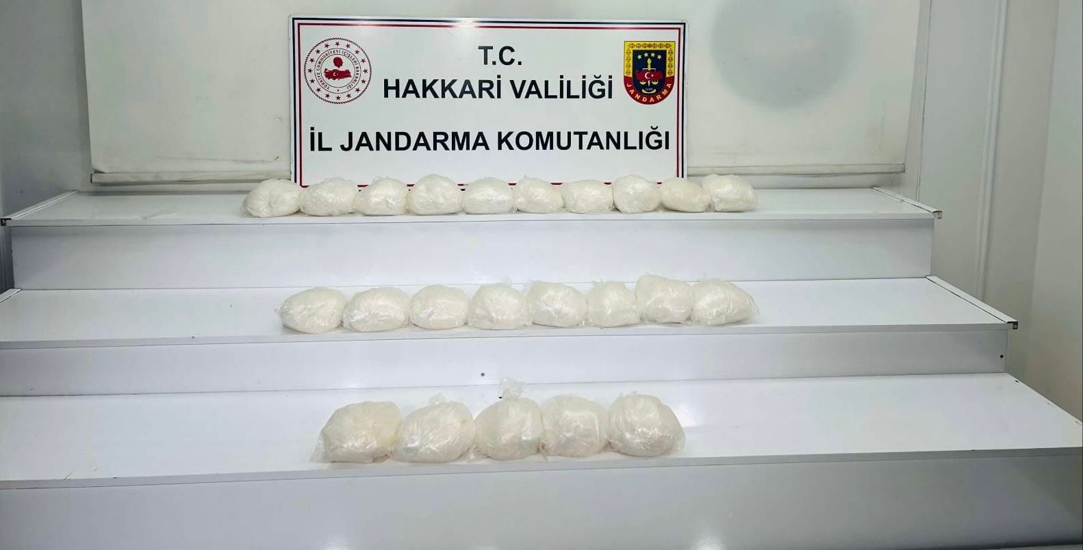 Hakkari'de Uyuşturucu Operasyonu: 22 Kilo Ele Geçirildi