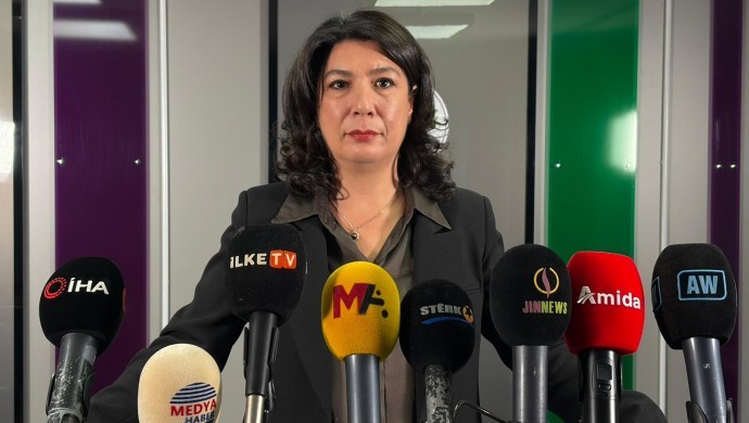 DEM Parti Kadın Meclisi toplandı: Barış herkesi kapsayan siyasetle mümkün