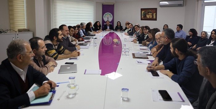 DEM Parti PM toplantısı sona erdi: Yarın açıklama yapılacak