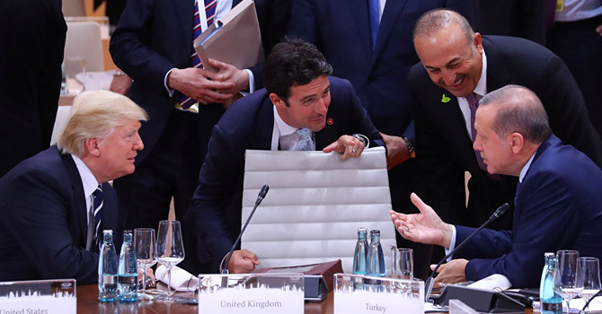 Erdoğan ve Trump'tan sürpriz görüşme