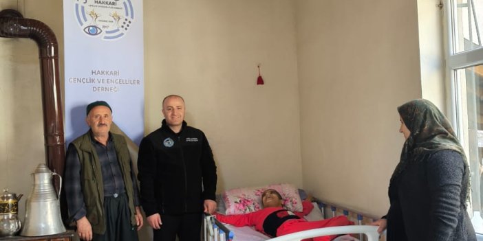 Hakkari’de Özel Gereksinimli Vatandaşa Hasta Yatağı Desteği