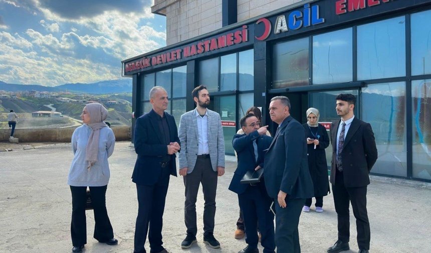 Hakkari il sağlık müdürü Dr. Kara Derecikte incelemelerde bulundu