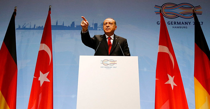 Erdoğan Demirtaş için 'O bir teröristtir' dedi