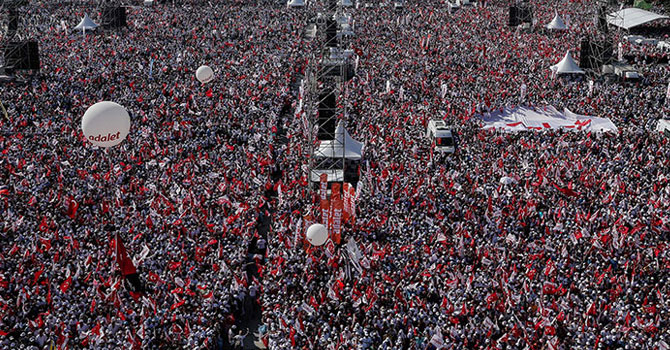 Yüzbinler 'Adalet Mitinginde' buluştu