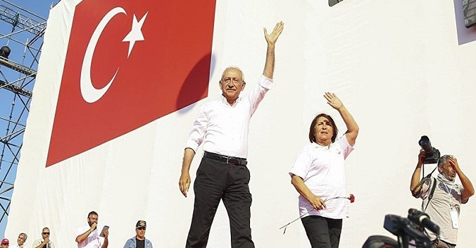Kemal Kılıçdaroğlu kürsüde: Korku gömleğini toptan çöpe attık