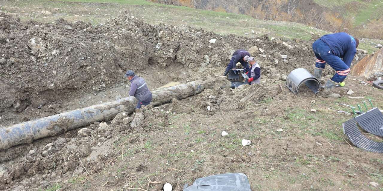 Hakkari'de Çamurlu suyun ve su kesintisinin nedeni belli oldu